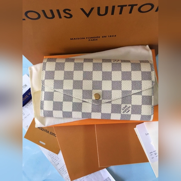 Louis Vuitton Sarah Wallet Damier Azur coated canvas - Picture 1 of 10